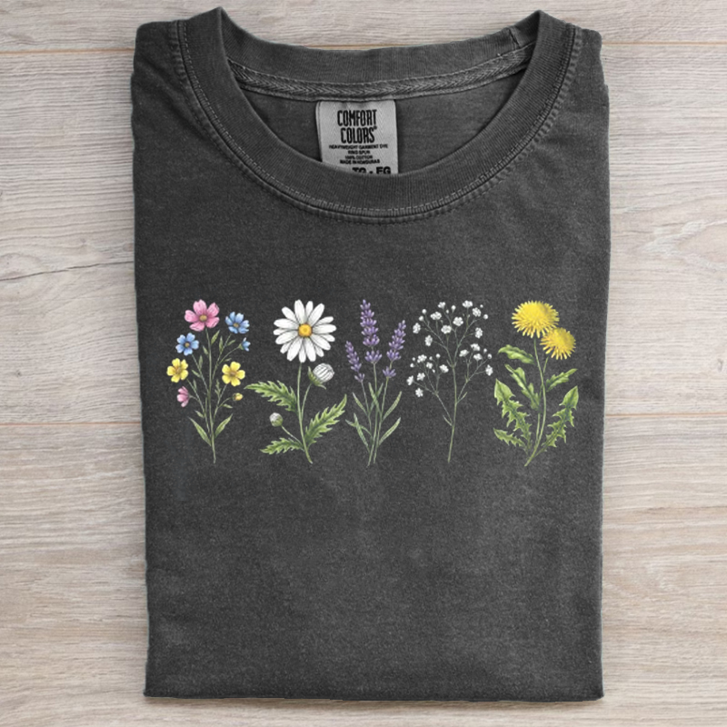 90s Minimalist Flowers T-shirt