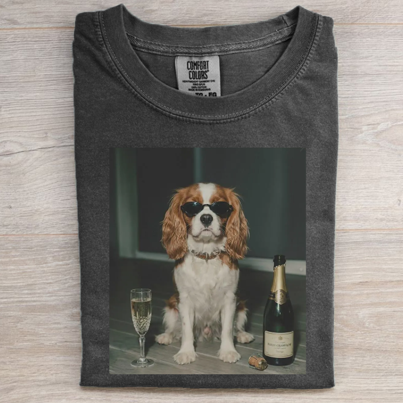 Funny Cavalier King Charles Drinking Champagne T-shirt