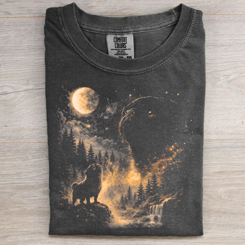 Black Pug Howling to The Moon T-shirt