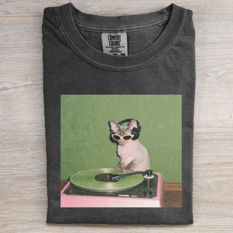 Vintage Wash Cat DJ Meme T-shirt