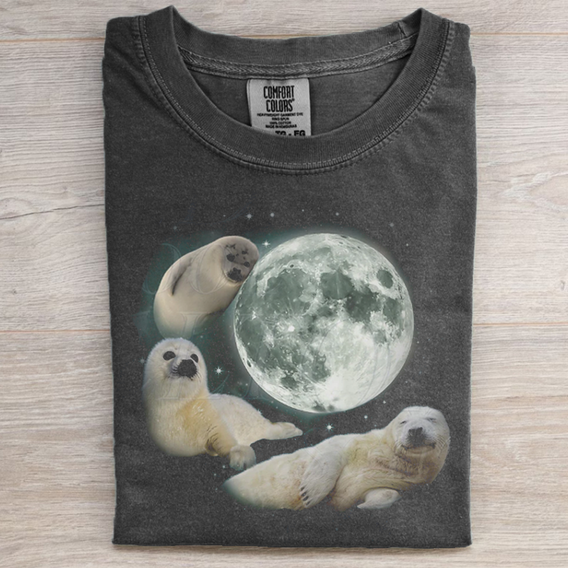 Three Baby Seal Vintage Graphic T-shirt