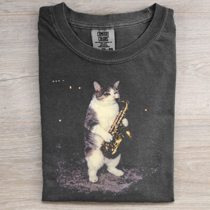 Saxophone Cat Vintage Graphic T-shirt