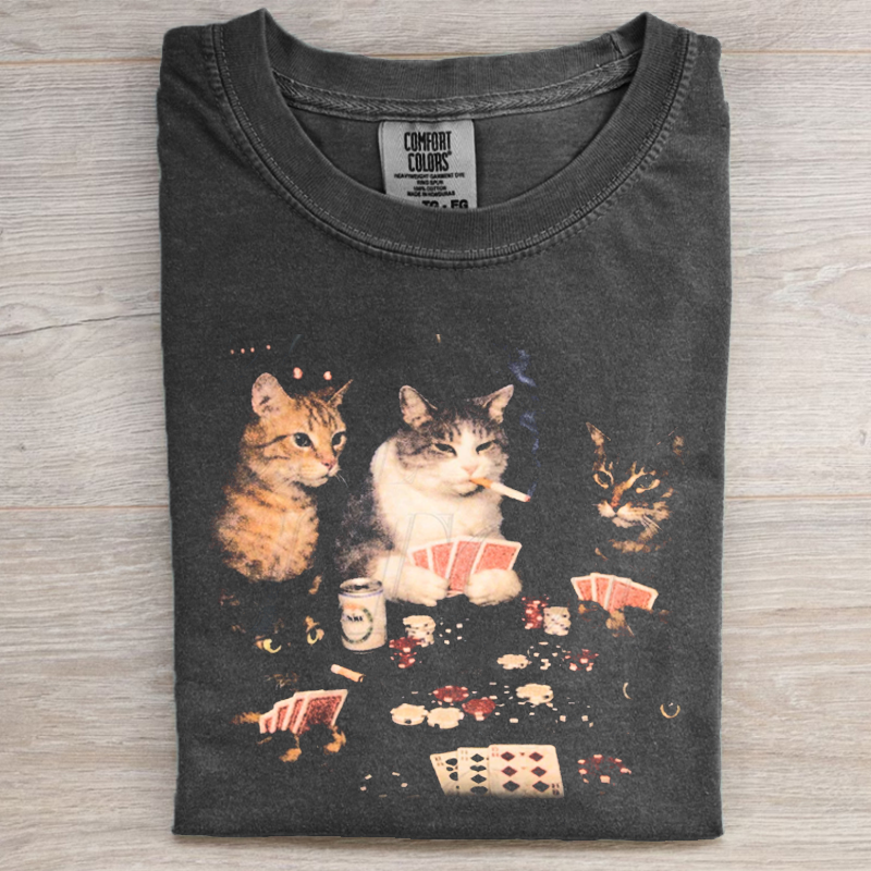 Poker Cats Vintage Graphic T-shirt