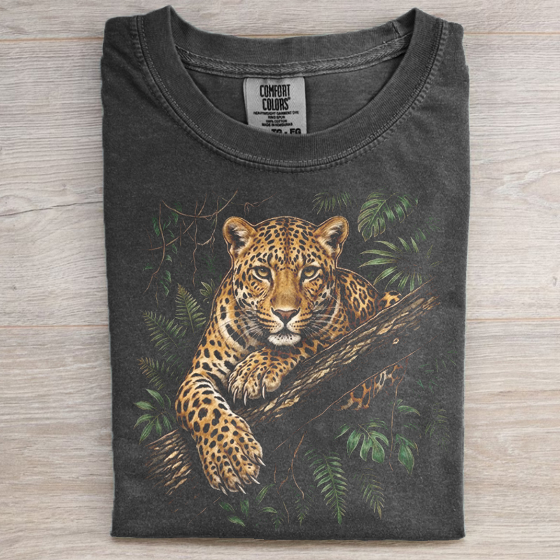 Vintage Jungle Leopard Graphic T-shirt