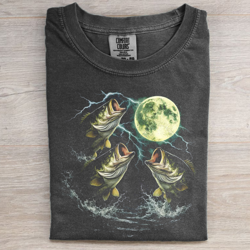 Bass Fish Moon 90s Vintage Graphic T-shirt