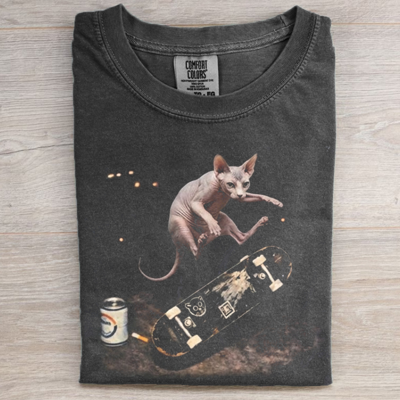 Skateboarding Cat Graphic T-shirt