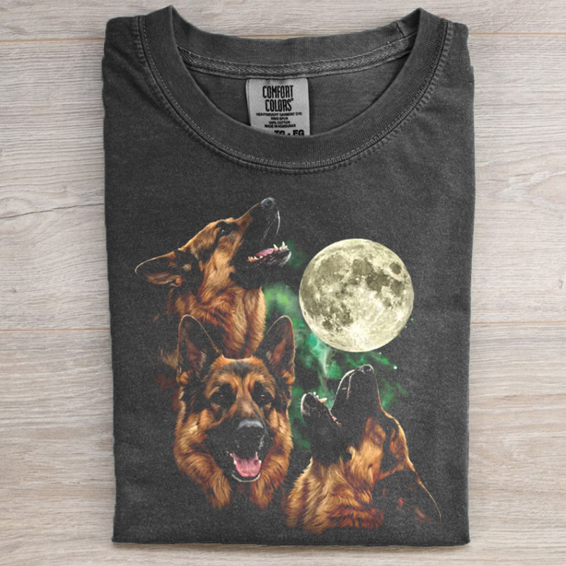 90s German Shepherd Howling T-shirt