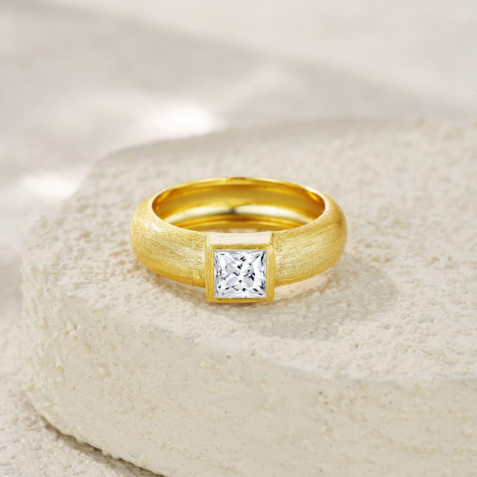 Z001-SR14697Y01-Inscribed Love-Women's