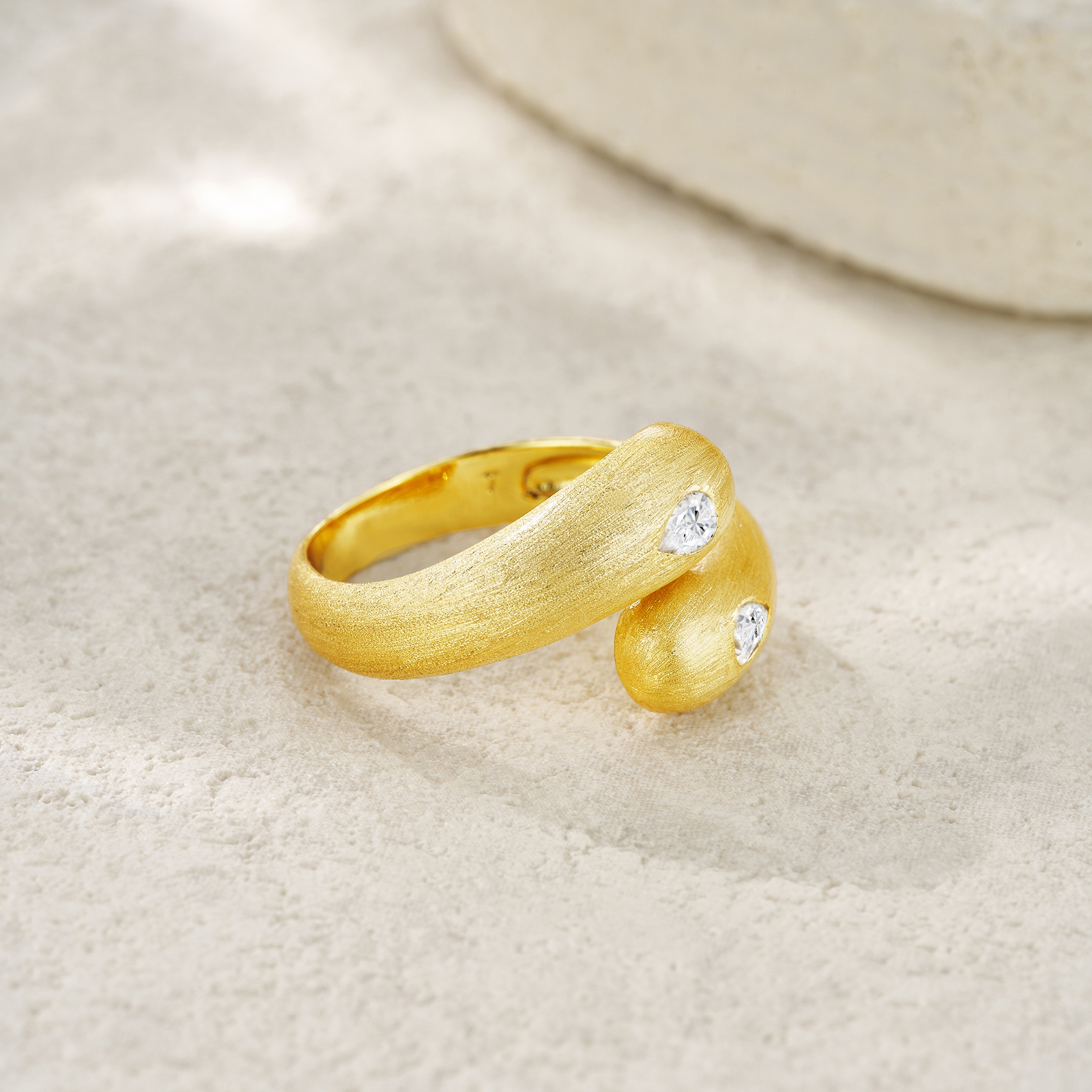 Z001-SR14905Y01-Heart's Oath-Women's