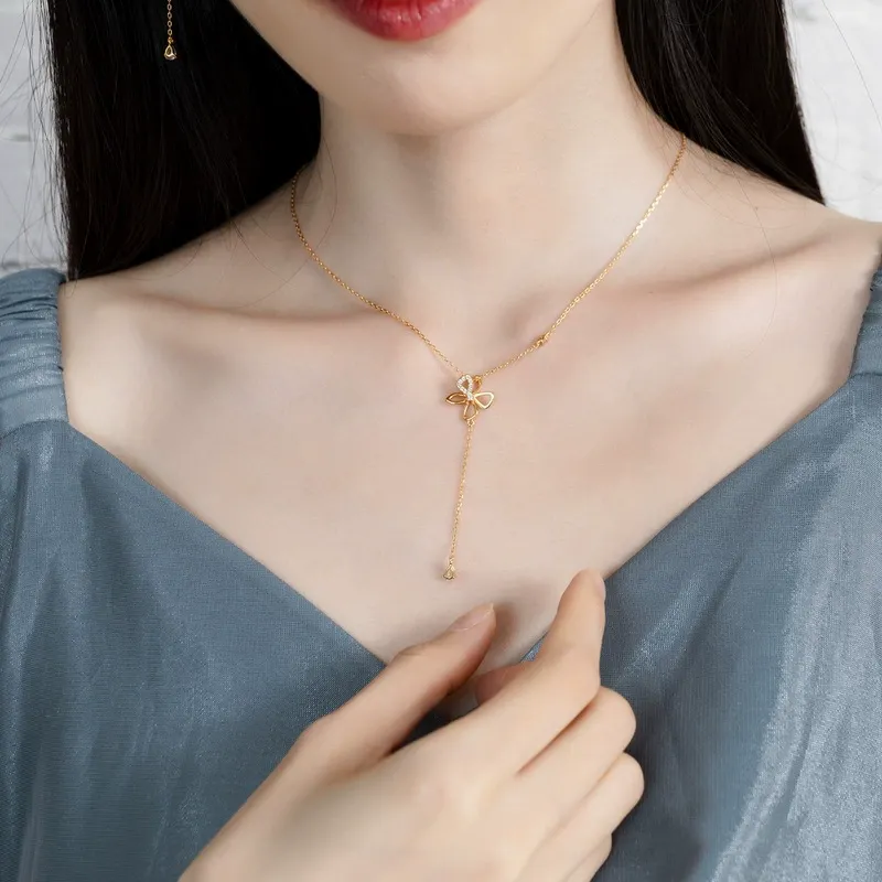 INS3114-Wiwpar Long Chain Necklace Butterfly Pendant Sweater Necklace with Created Crystals Rhinestone Butterfly Long Tassel Chain Necklace Fashion Jewelry for Women Wedding (Silver)