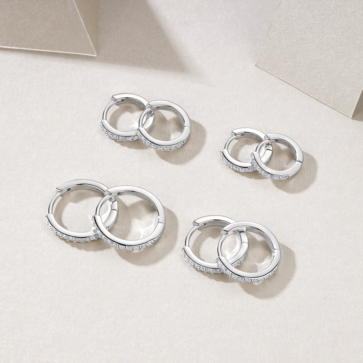 Z001-SE15475W01-Mutual Cherishing