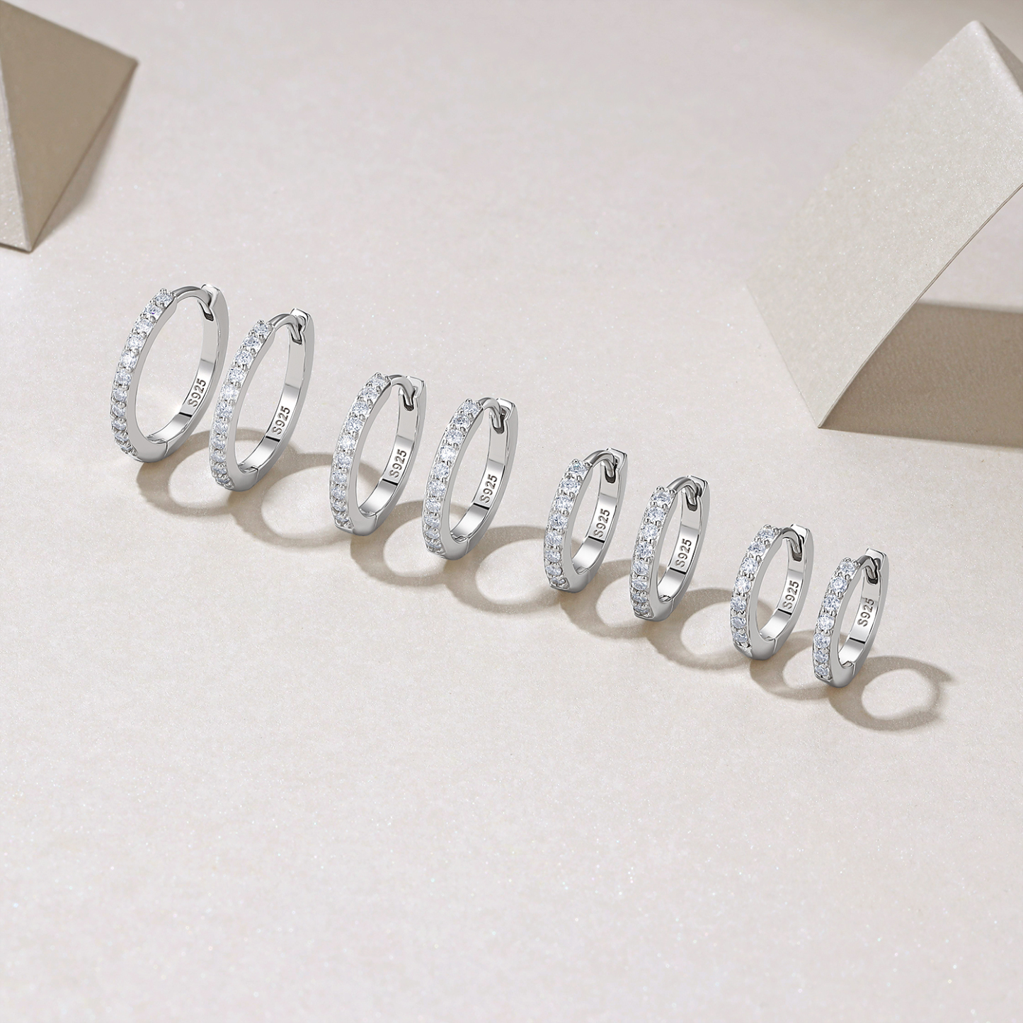 Z001-SE15475W01-Mutual Cherishing