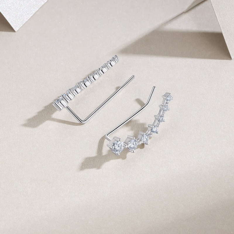 Z001-SE15550W01-Ear Charisma