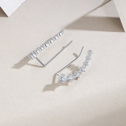 Z001-SE15550W01-Ear Charisma