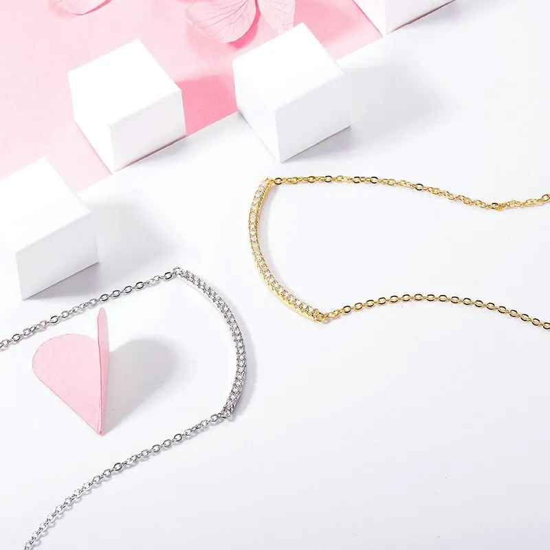 INS3136-Dazzlingrock Collection Round White Diamond Curved Bar Necklace for Her (1.03 ctw, Color I-J, Clarity I1-I3)