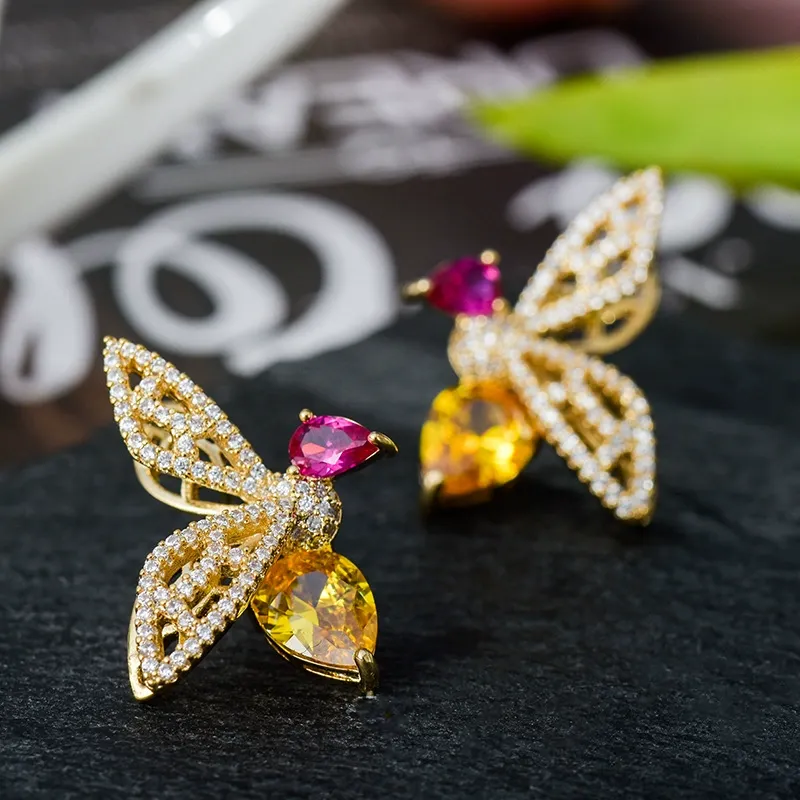 INS2245-Bee Brooch, Gold Insect Bee Brooch Pin Honey Bee Fashion Broach Small Jewelry Dainty Pearl Wedding Broach Personality Brooches Pin Dress Accessories for Women Men