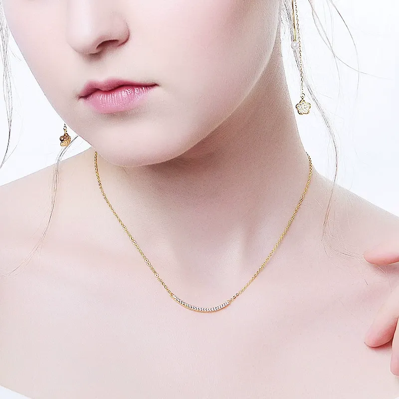 INS3136-Dazzlingrock Collection Round White Diamond Curved Bar Necklace for Her (1.03 ctw, Color I-J, Clarity I1-I3)