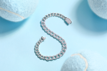 Z001-SL13731-18CM-Hearts-Hands Linked-18cm