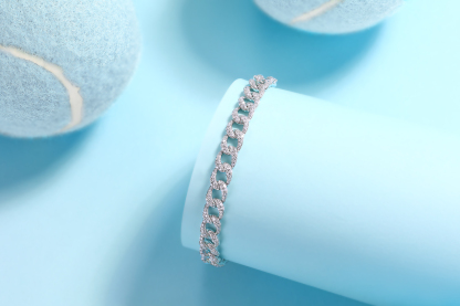 Z001-SL13731-18CM-Hearts-Hands Linked-18cm