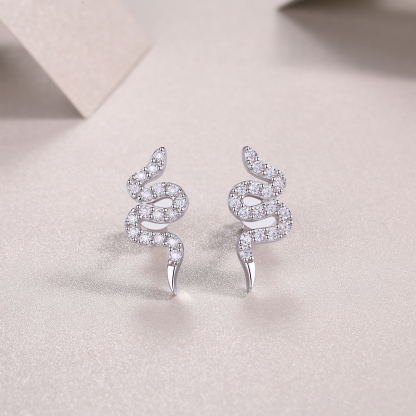 Z001-SE15167-711-Y-Only Love Follows