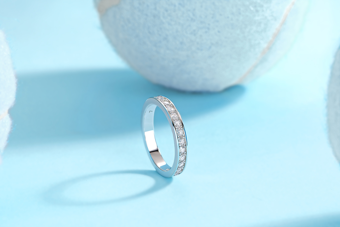 Z001-SR14083-20-Tied to a Finger-Women's