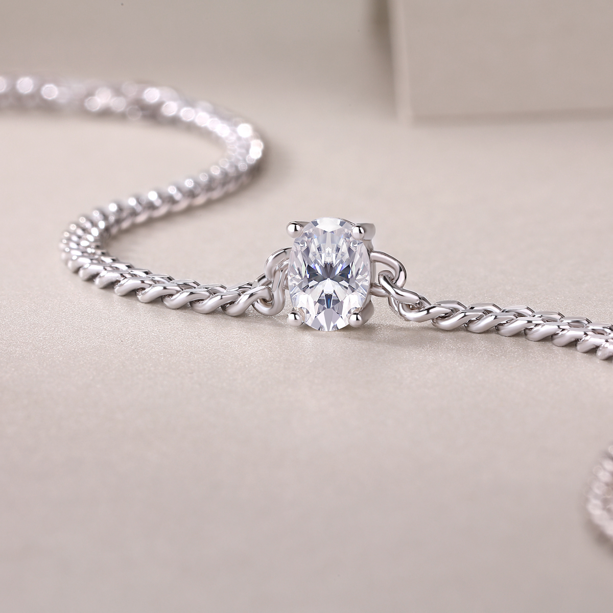 Z001-L230813114-Chained Love-16CM+2.5CM+2.5CM