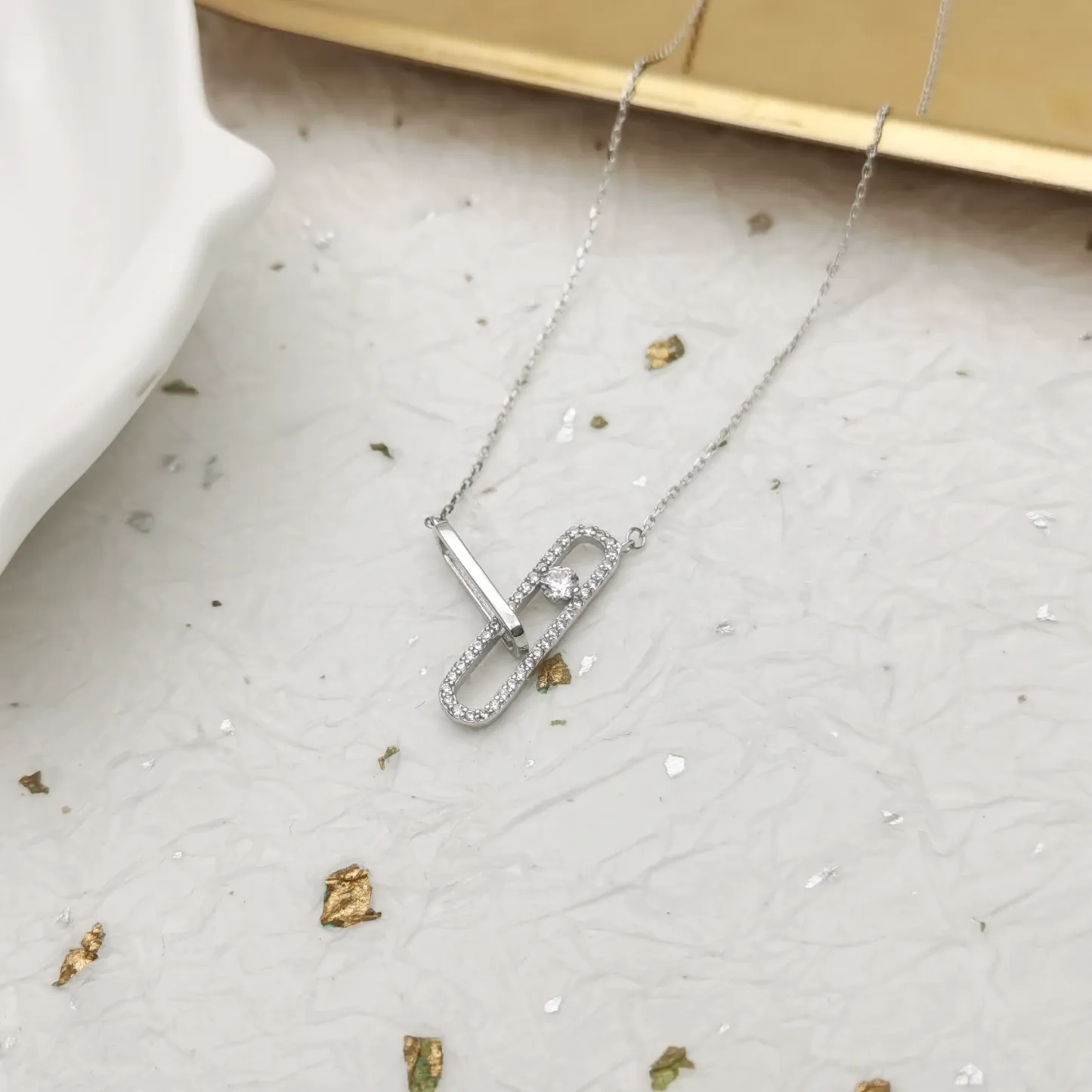 INS3070-0.10 Carat FG/VS Lab Grown Diamond Paperclip Link 18 Inches Necklace Crafted In Gold Plated Silver