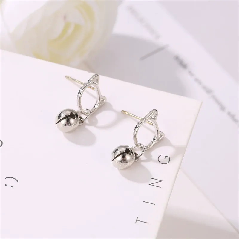INS2385-925 Sterling Silver White Gold Plated Fashion Cat Head Bell Ear Stud Earrings