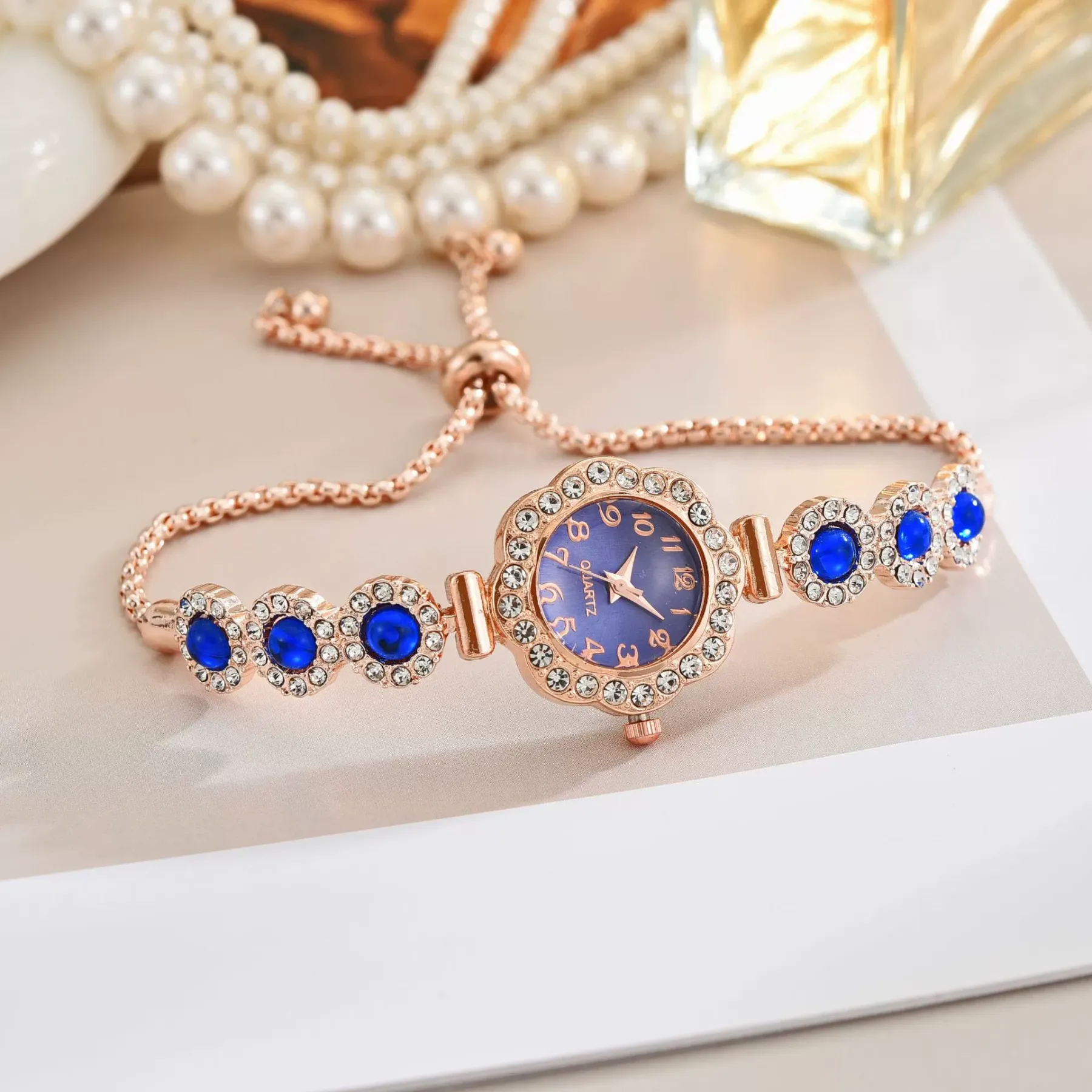 W-2043-Women Analog Quartz Watch with Diamonds Bracelet Dress Watch for Female Wristwatch with Rose Gold Bracelet