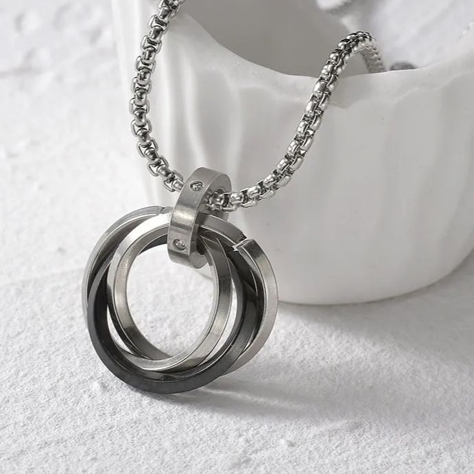 INS3180-Jude Jewelers Stainless Steel Three Interlocking Braided Circles Pendant Necklace