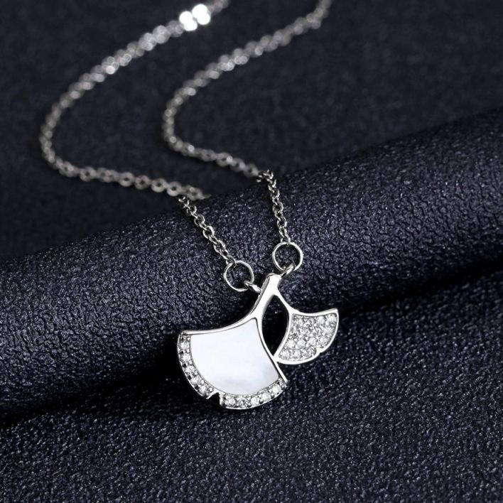 INS3247-Sonateomber Dainty Chain Simple Pendant Necklace for Women, Cute Statement Rhinestone Single Dangle Necklaces Thanksgiving Christmas Jewelry Gift