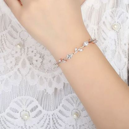 INS4010-BISAER Lovely White Gold Plated AAA Cubic Zirconia Gemstone Flower Vine 7 Inches Bracelet for Mothers