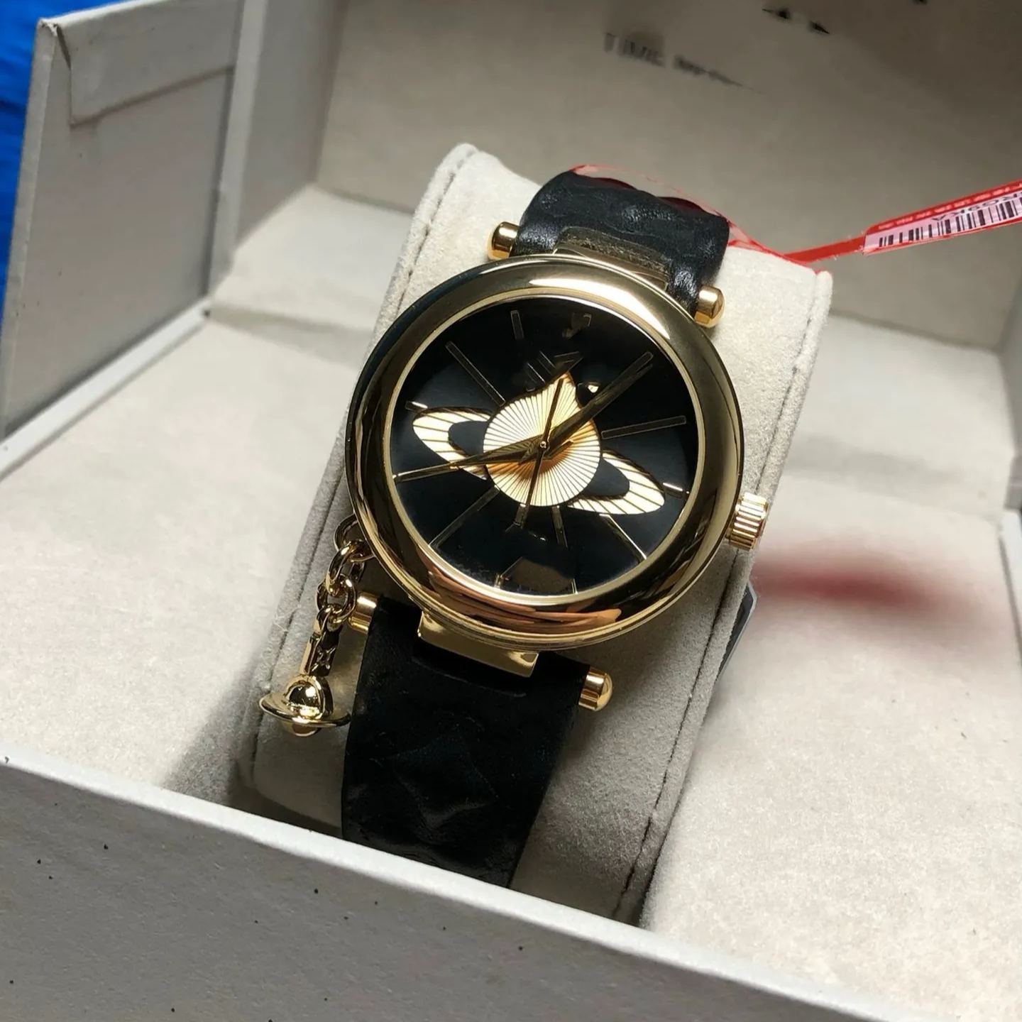 W-2049-Vivienne Westwood Orb Womens Quartz Watch with Black Dial and Black Leather Strap VV006BKGD