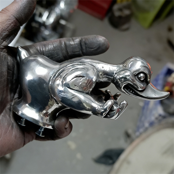 🔥🦆 Convoy Duck Hood Ornament 🚚✨