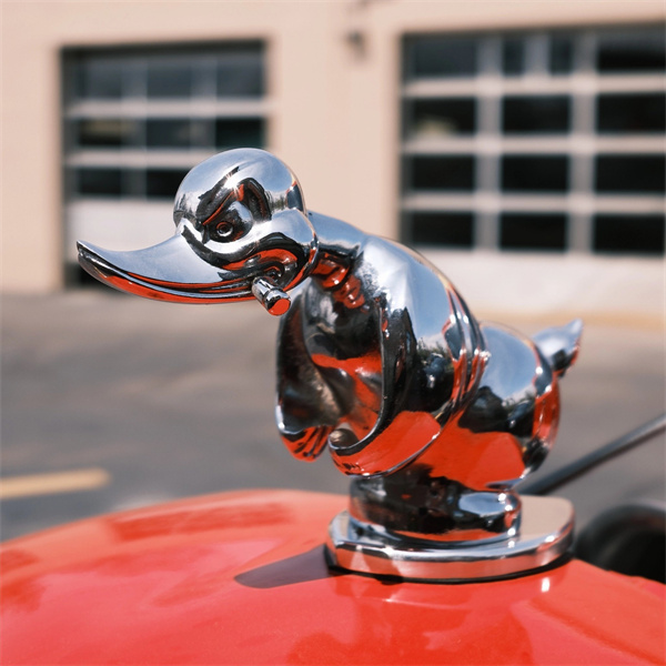 🔥🦆 Convoy Duck Hood Ornament 🚚✨