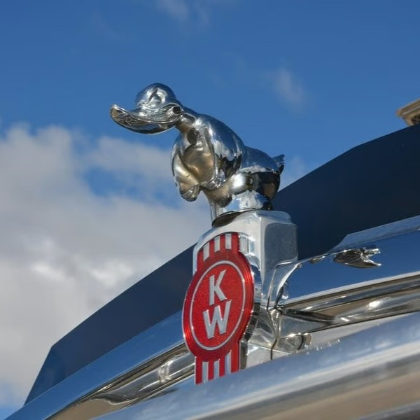 🔥🦆 Convoy Duck Hood Ornament 🚚✨