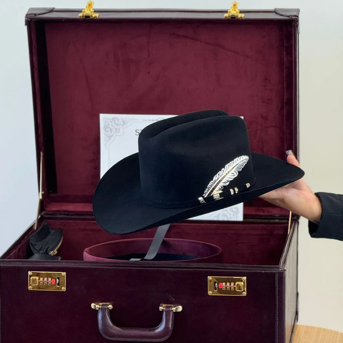 Limited Edition 100X Diamante Black