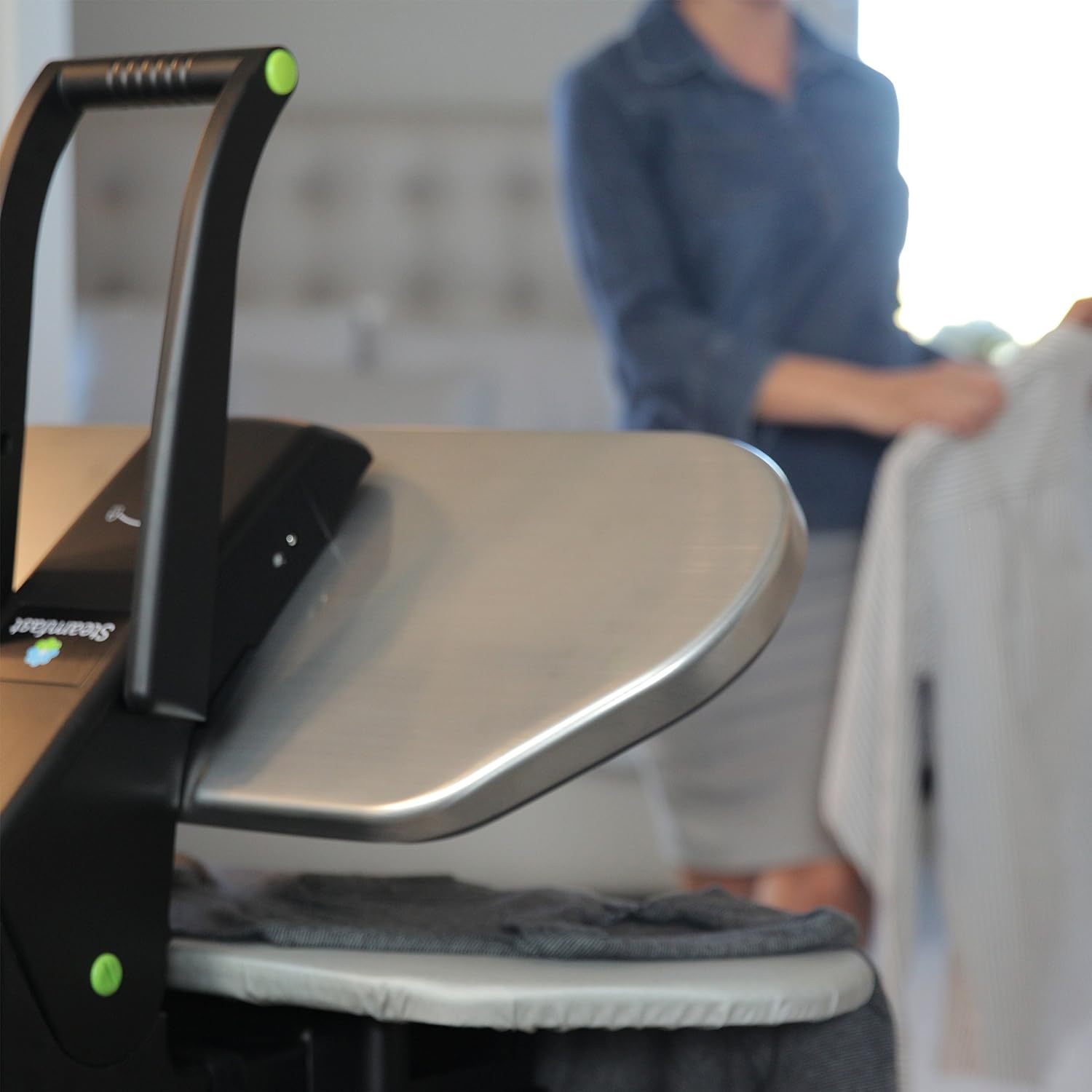 Steamfast SF-680 Digital Steam Press with Multiple Fabric Settings and Steam Burst Function,Stainless/Black
