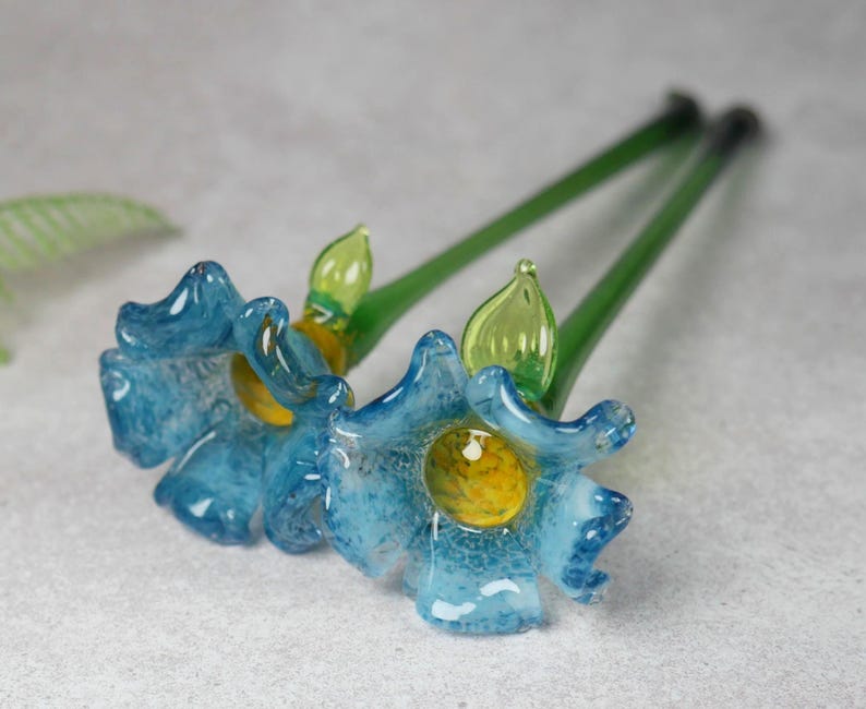Blown Glass Forget Me Not Flower, Memorial Floral Gift Decor