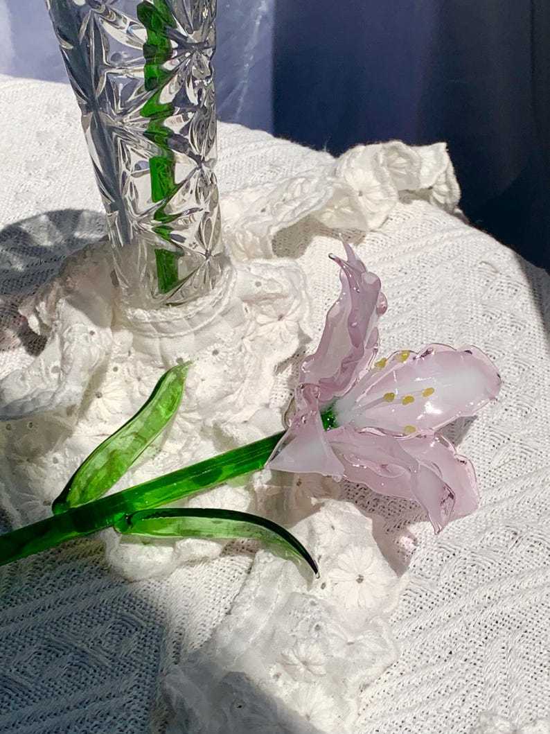 Stained Glass Lily Ornament, Floral Home Decor Accent