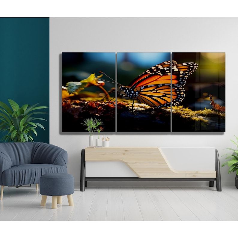 Butterfly on Leaf Glass Wall Art – Nature Inspired Decor