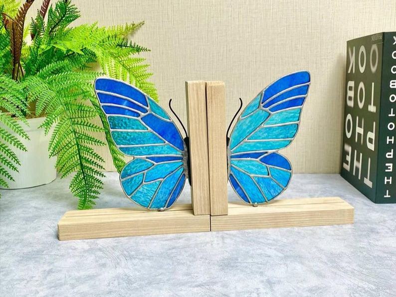 Butterfly Bookend Set, Handmade Wooden Book Stand for Rustic Bookshelf Decoration, Unique Gift for Nature and Butterfly Lovers