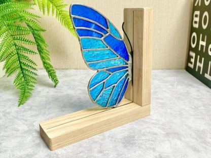 Butterfly Bookend Set, Handmade Wooden Book Stand for Rustic Bookshelf Decoration, Unique Gift for Nature and Butterfly Lovers