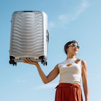 Proxis Medium Spinner in the color .