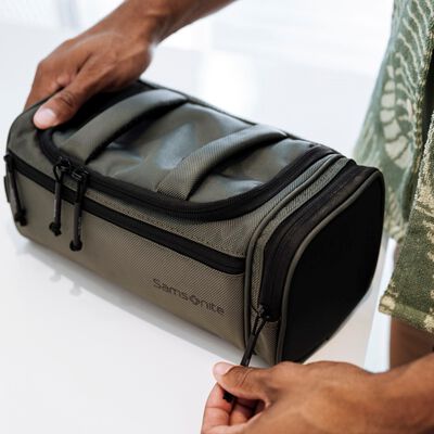 Detour Toiletry Kit in the color .