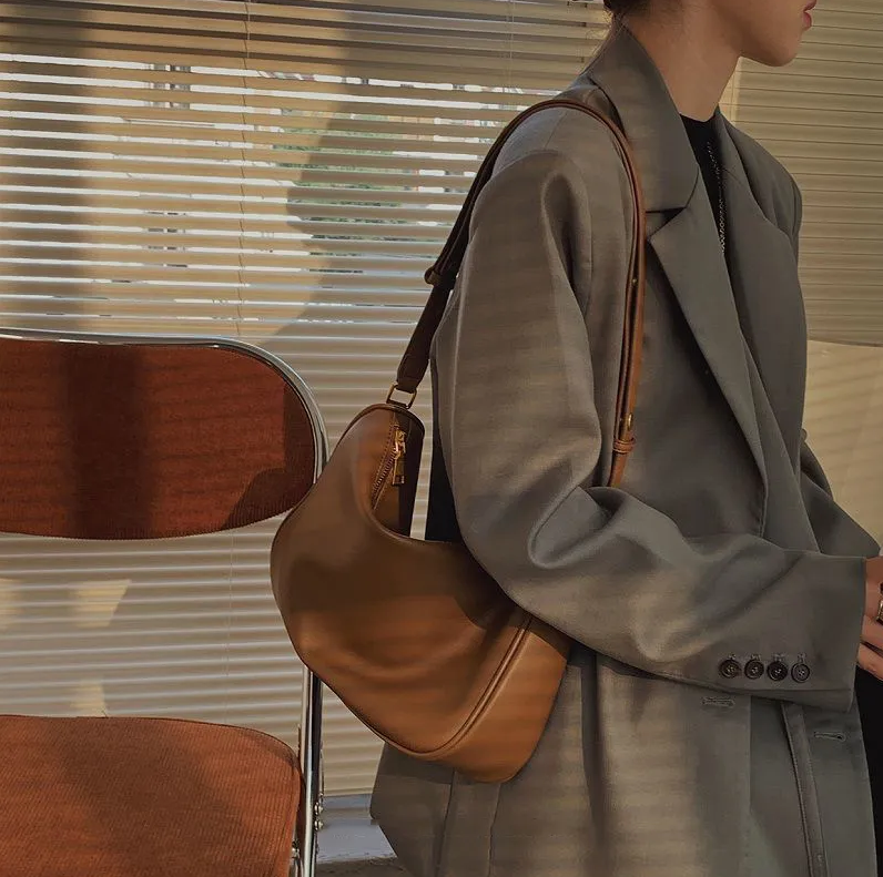 Messenger bag women's fashion solid color Korean style trendy all-match balck shoulder commuter bag