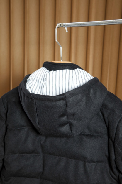 Men's classic wool and cashmere blend hooded down jacket for autumn and winter.