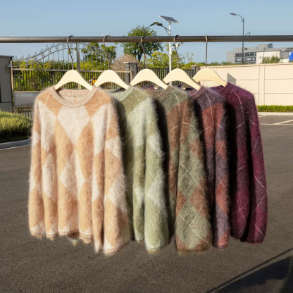 Cashmere knitted sweater with a round neck