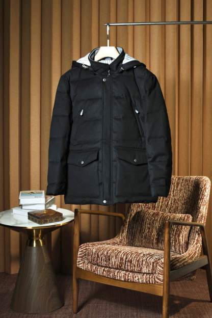 Men's classic wool and cashmere blend hooded down jacket for autumn and winter.