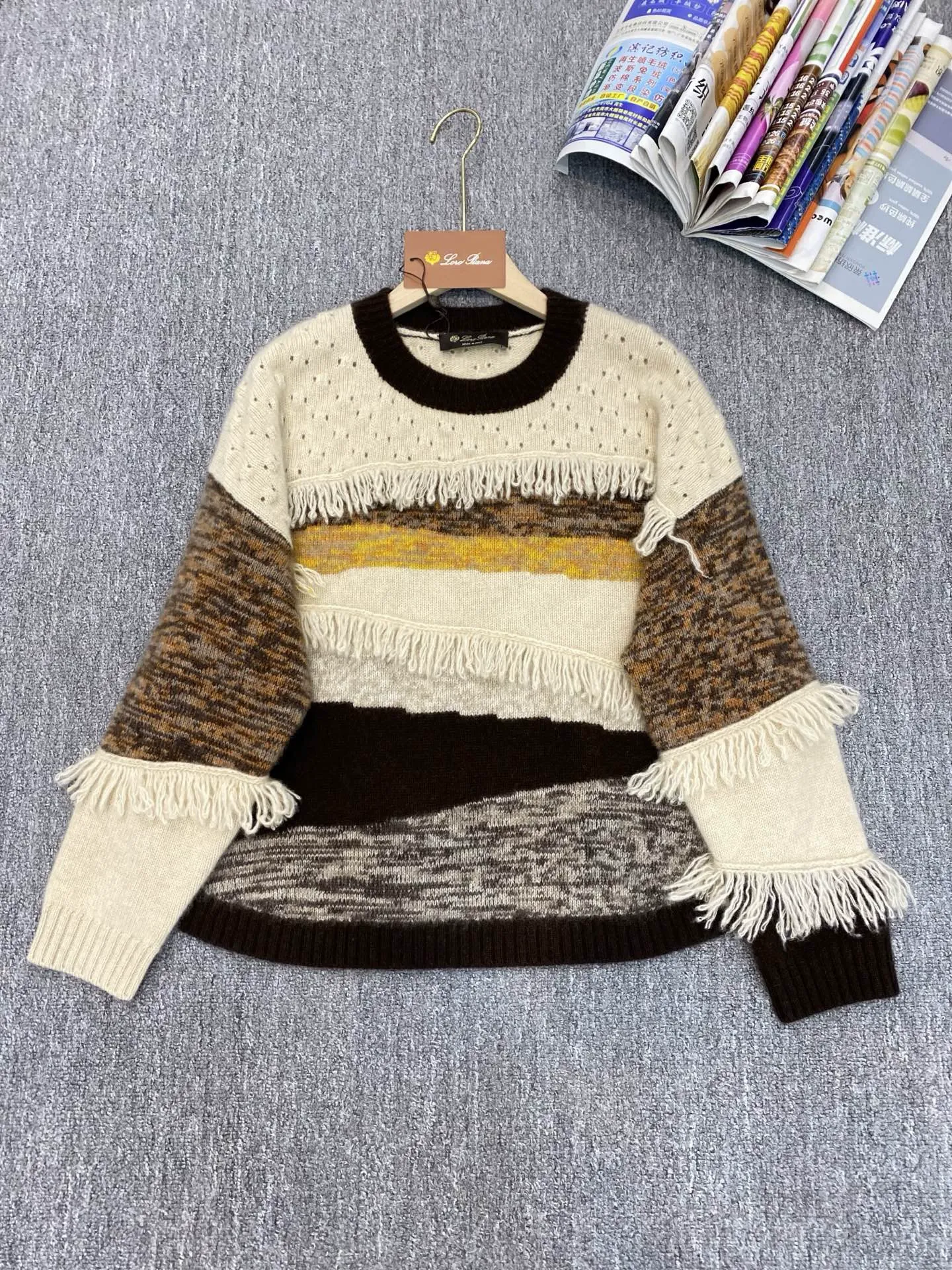 Women's Color Blocked Striped Thickened Sweater with Tassel Detail Round Neck Loose Knitted Pullover Sweater